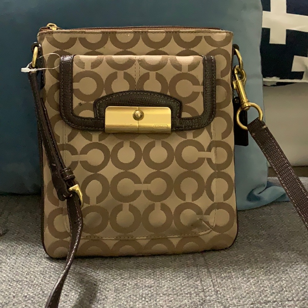 Crossbody bag